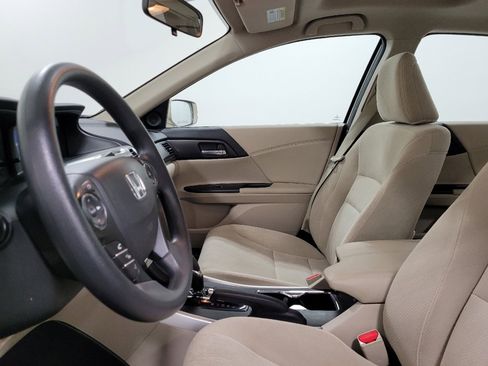 Used 2015 Honda Accord EX image 17