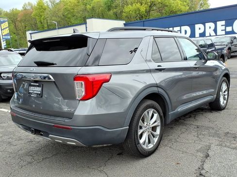 Certified 2023 Ford Explorer XLT w/ Equipment Group 202A AWD/4WD image 6