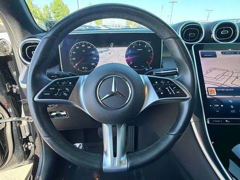 Used 2024 Mercedes-Benz GLC 300 4MATIC image 26