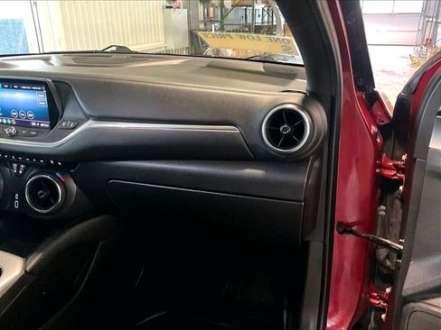 Used 2020 Chevrolet Blazer LT image 13