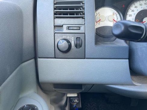 Used 2008 Dodge Durango SXT image 34