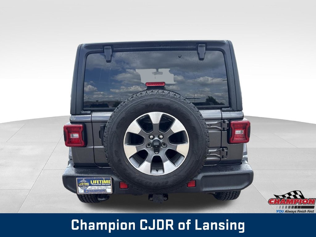 Used 2023 Jeep Wrangler Unlimited Sahara w/ LED Lighting Group AWD/4WD image 7
