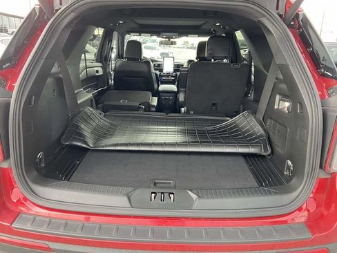 Certified 2023 Ford Explorer ST w/ Equipment Group 401A AWD/4WD image 10