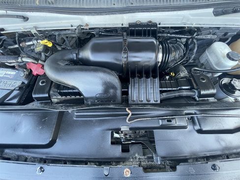 Used 2012 Ford E-350 and Econoline 350 XL w/ PWR Windows & Locks Group image 6