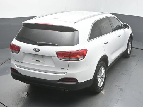 Used 2018 Kia Sorento FWD image 45