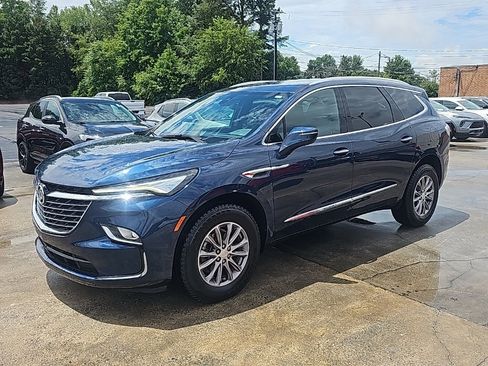 Certified 2022 Buick Enclave Essence image 4