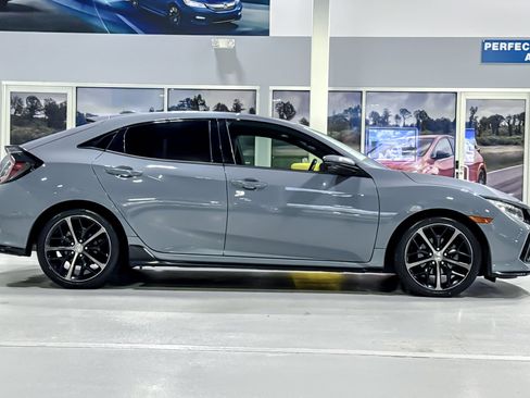 Used 2020 Honda Civic Sport Touring image 8