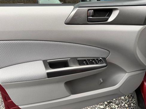 Used 2011 Subaru Forester 2.5X w/ Alloy Wheel Value Pkg image 13