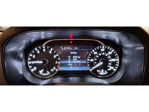 Used 2025 Nissan Frontier SV image 27