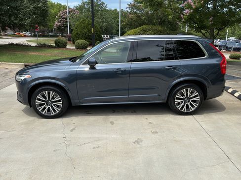 Used 2021 Volvo XC90 T6 Momentum w/ Advanced Package AWD/4WD image 7