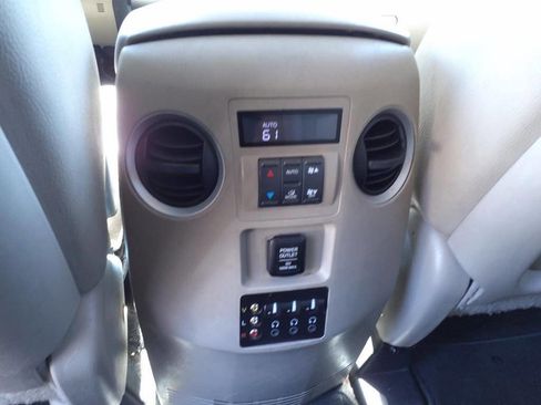 Used 2012 Honda Pilot Touring image 7