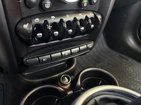 Used 2011 MINI Cooper Countryman S image 32