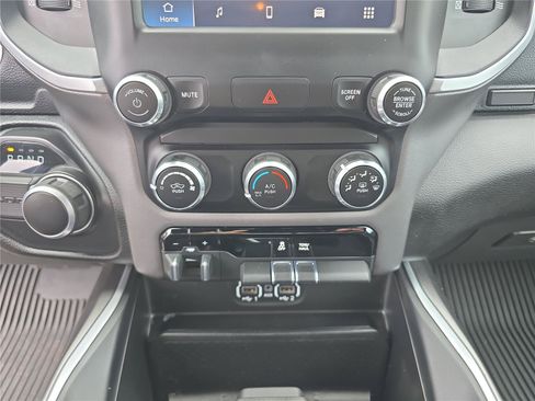 Used 2022 RAM 1500 Big Horn RWD image 28