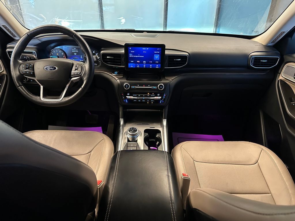 Used 2020 Ford Explorer Limited AWD/4WD image 9