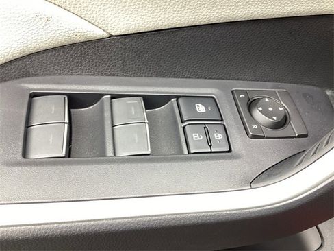 New 2025 Toyota RAV4 XLE Premium image 15