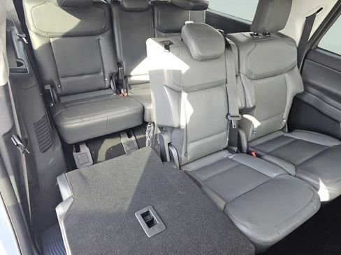 New 2025 Ford Expedition Max Active image 5