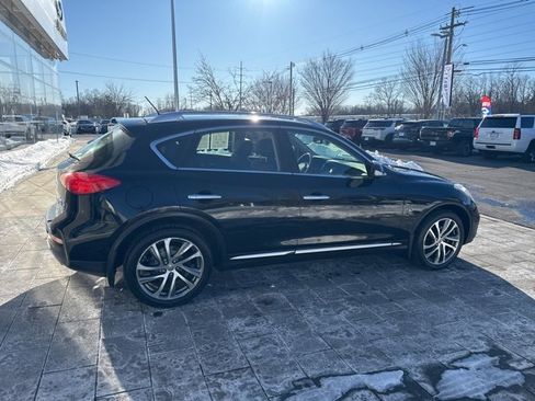Used 2017 INFINITI QX50 AWD w/ Technology Package image 8