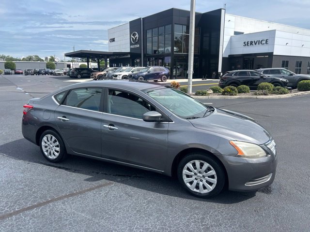 Used 2015 Nissan Sentra SV FWD image 1