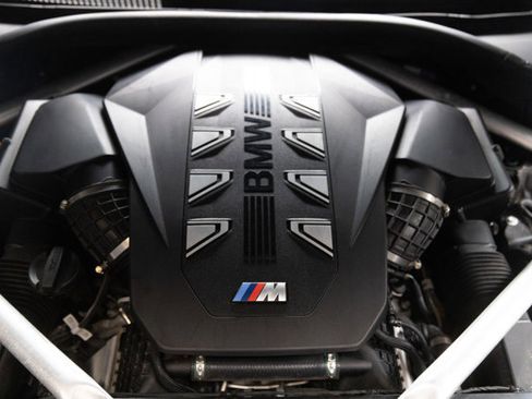 Used 2024 BMW X7 M60i w/ Executive Package image 44