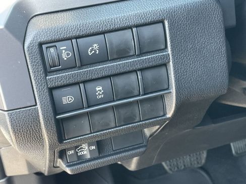 New 2025 Toyota Tacoma SR5 image 12