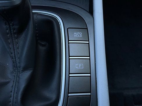 Used 2025 Hyundai Kona SEL image 25