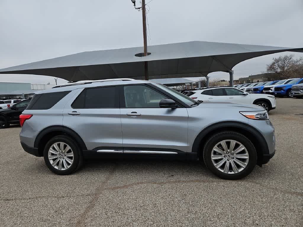Used 2022 Ford Explorer Limited w/ Hybrid Equipment Group 310A AWD/4WD image 9