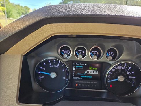 Used 2013 Ford F250 Lariat w/ Chrome Pkg AWD/4WD image 18