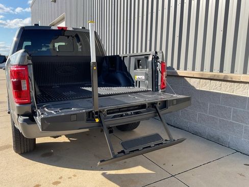 Used 2022 Ford F150 XLT w/ Equipment Group 302A High image 24