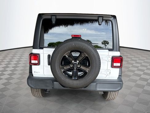 Used 2023 Jeep Wrangler Unlimited Sport AWD/4WD image 7