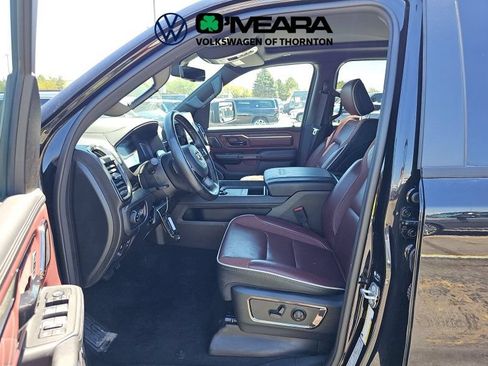Used 2025 RAM 1500 Limited AWD/4WD image 5