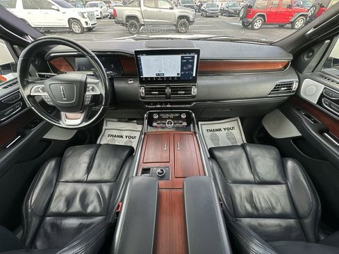 Used 2022 Lincoln Navigator Reserve w/ Equipment Group 201A image 21