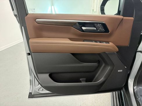 New 2026 Chevrolet Tahoe High Country RWD image 11