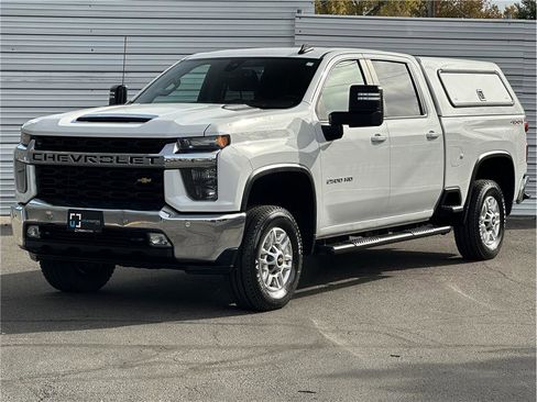 Used 2021 Chevrolet Silverado 2500 LT w/ Convenience Package image 8