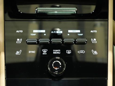 New 2026 Porsche Cayenne AWD/4WD image 23
