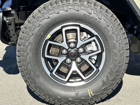 New 2026 Jeep Gladiator Rubicon image 30