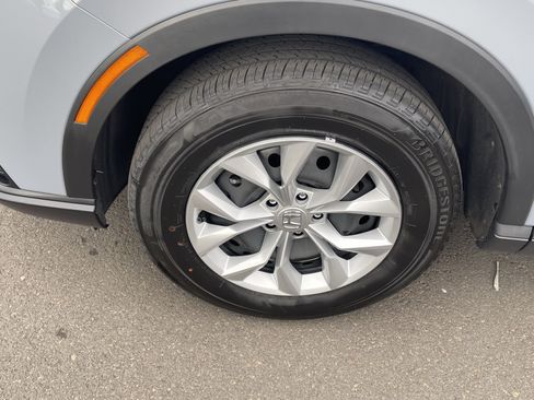 Used 2026 Honda CR-V LX image 9