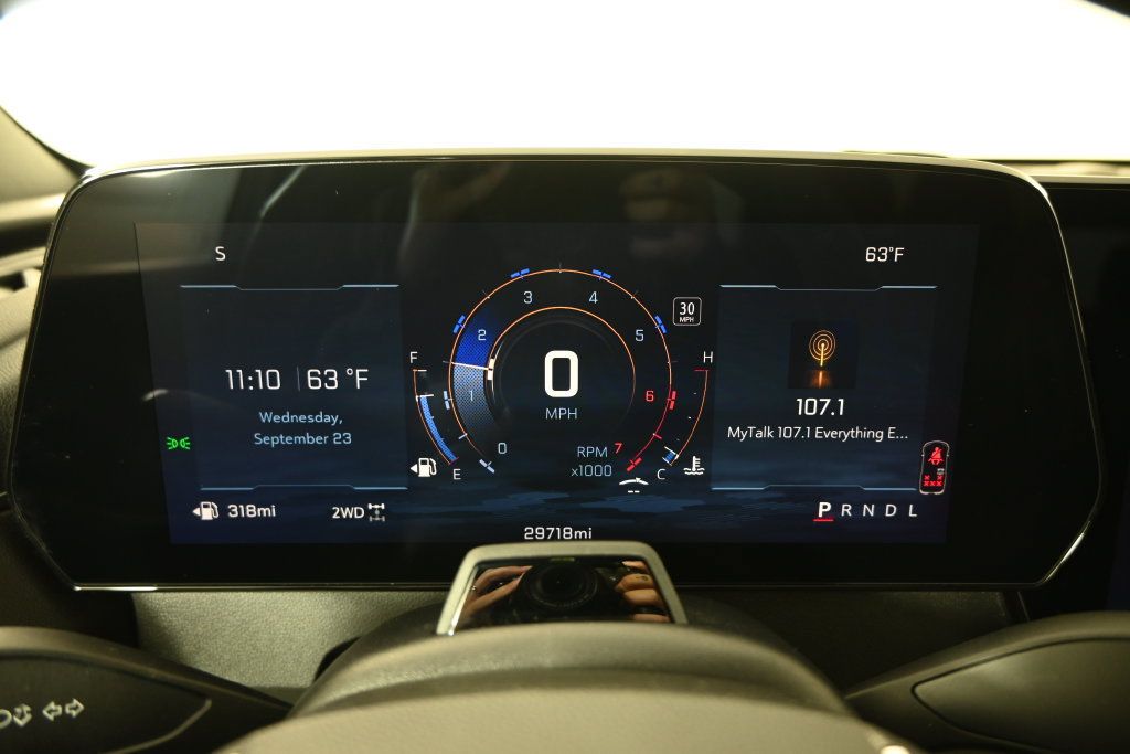 Used 2024 Chevrolet Traverse LT w/ Enhanced Driving Package AWD/4WD image 25