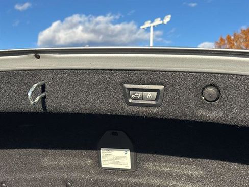 Used 2018 BMW 530i xDrive w/ Premium Package image 14