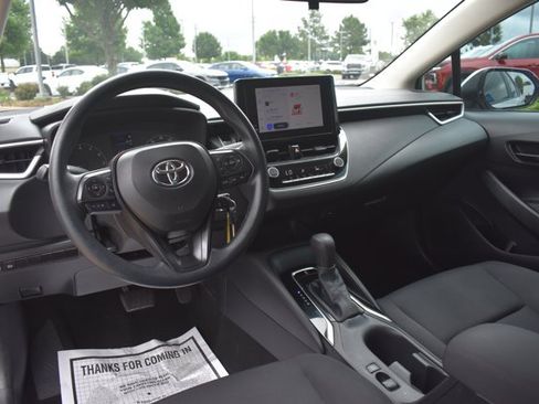 Used 2024 Toyota Corolla LE FWD image 16