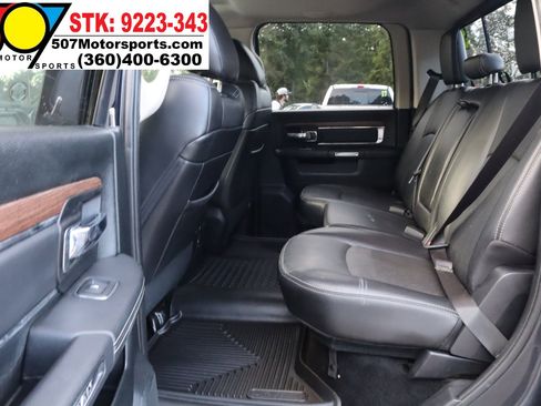 Used 2016 RAM 1500 Laramie w/ Convenience Group image 15