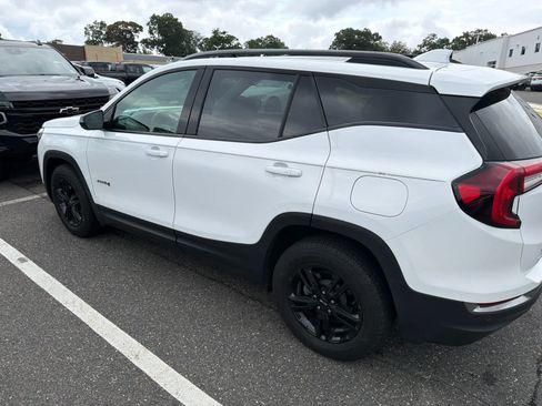 Certified 2024 GMC Terrain AT4 AWD/4WD image 5