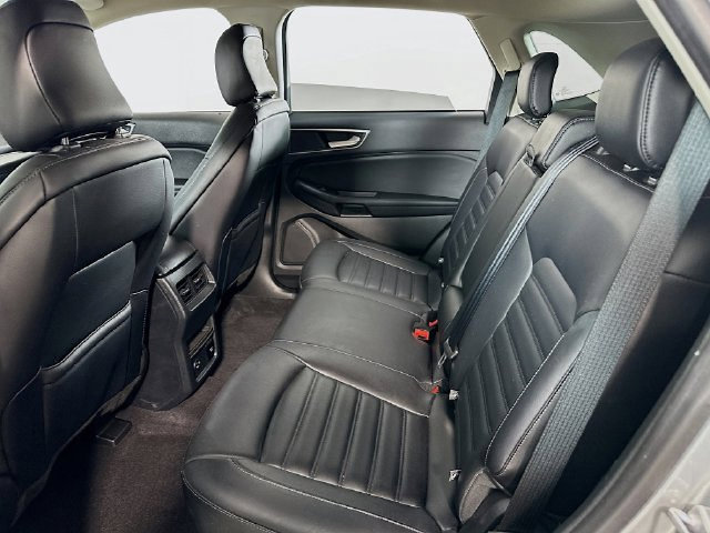 Used 2022 Ford Edge SEL w/ Convenience Package AWD/4WD image 19