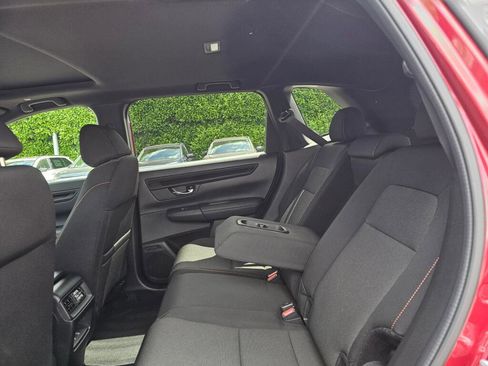 Used 2025 Honda CR-V Sport image 18