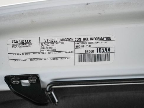 Used 2023 Jeep Wrangler Unlimited Sahara AWD/4WD image 28