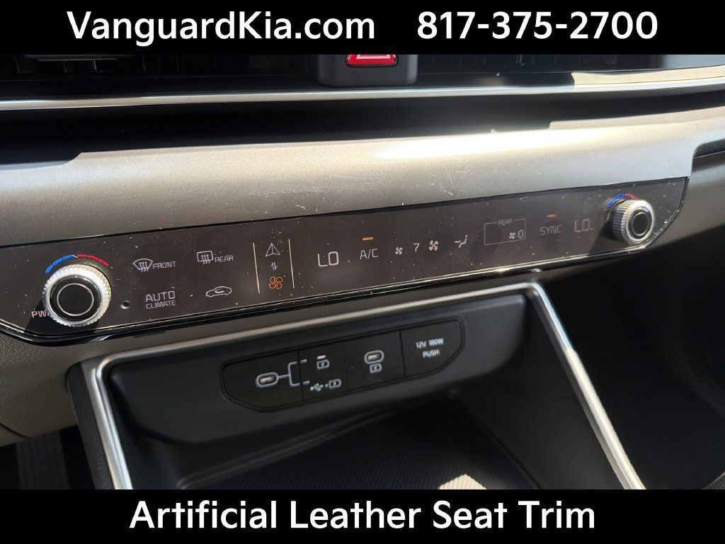 Certified 2026 Kia Carnival FWD image 20