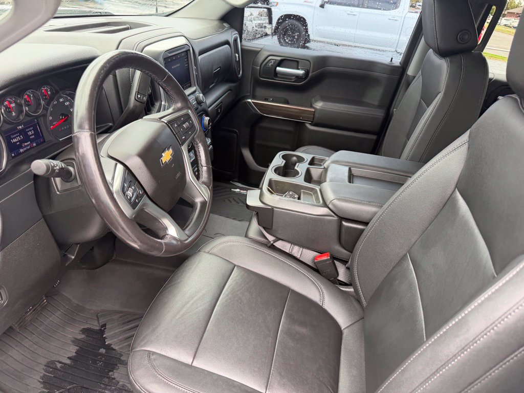 Used 2021 Chevrolet Silverado 1500 LT AWD/4WD image 23