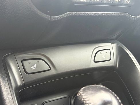 Used 2013 Hyundai Tucson Limited w/ Premium Pkg AWD/4WD image 26