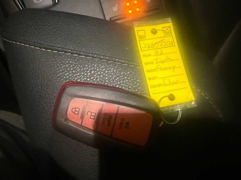 Used 2022 Toyota Camry XSE image 38