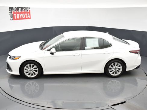 Used 2024 Toyota Camry LE image 17