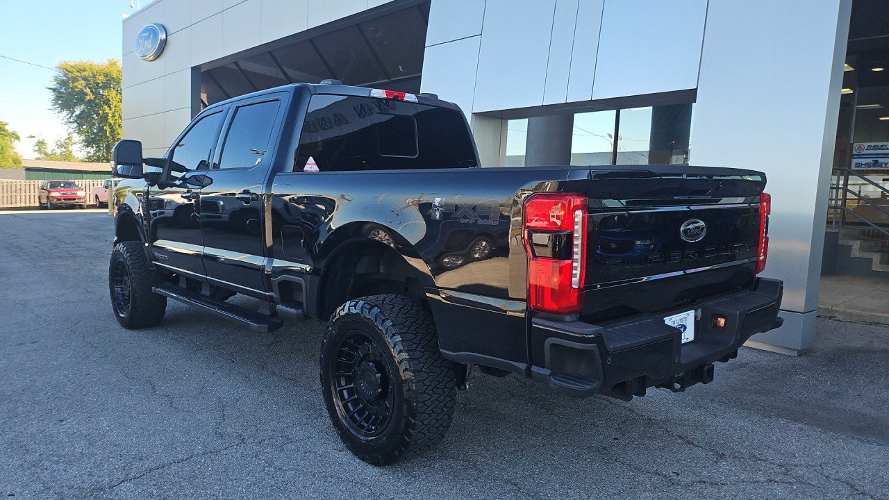 Used 2024 Ford F250 Lariat w/ Lariat Ultimate Package AWD/4WD image 3